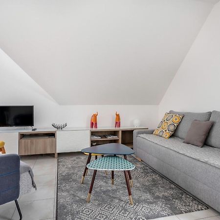 Escapade En Duo Au Coeur De Sarzeau Apartment Bagian luar foto